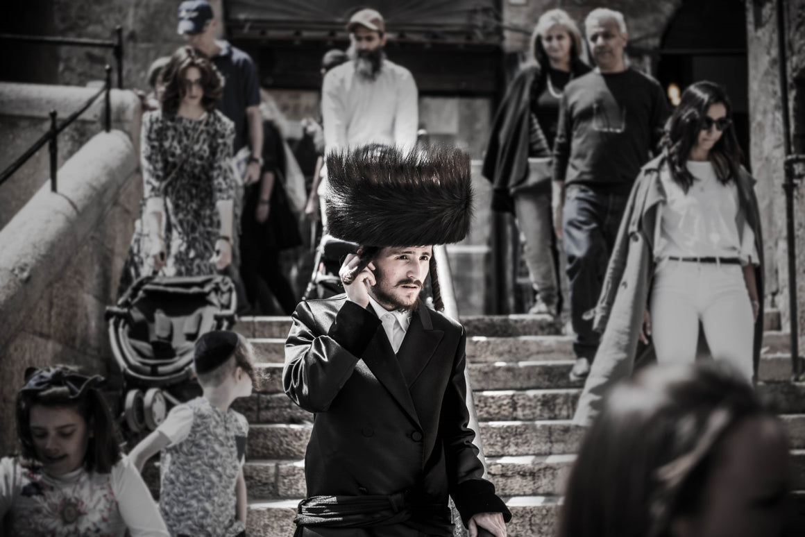 Hasidik jew on the way to the wailing wall